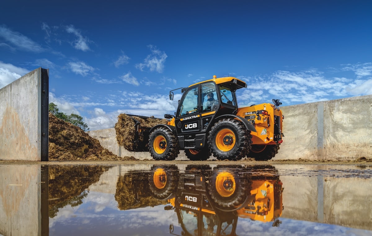 New distribution strategy for JCB in the Australian market - Landscape ...