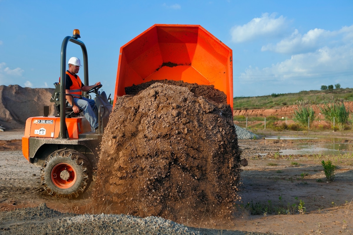 All-in-one compact solutions for modern landscaping